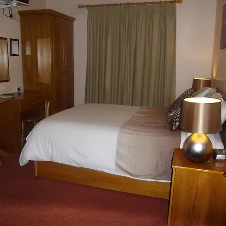 Quay West Ireland Bed and breakfast 3*